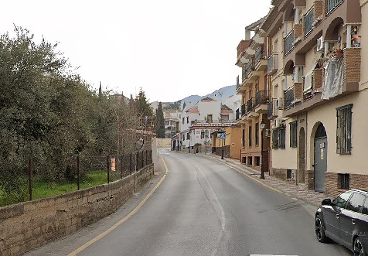 El fuego se ha declarado en la Avenida del Sol.