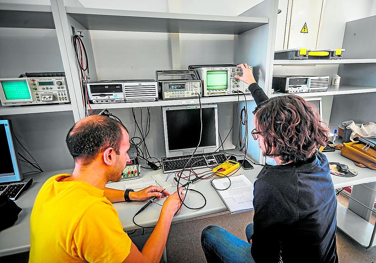 Estudiantes de Informática de Granada en una imagen de archivo.
