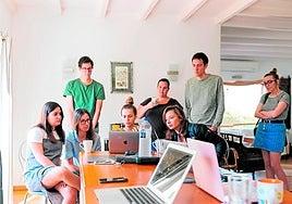 Jóvenes en una acción formativa para su inserción laboral, una de las claves para su emancipación.