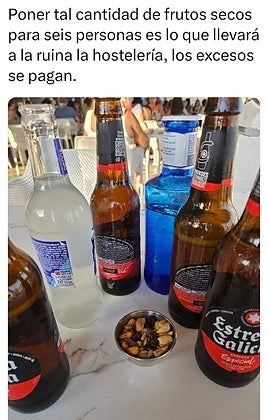 «Pones esa tapa en Granada y te destierran»: el aperitivo que se viraliza por su tamaño.