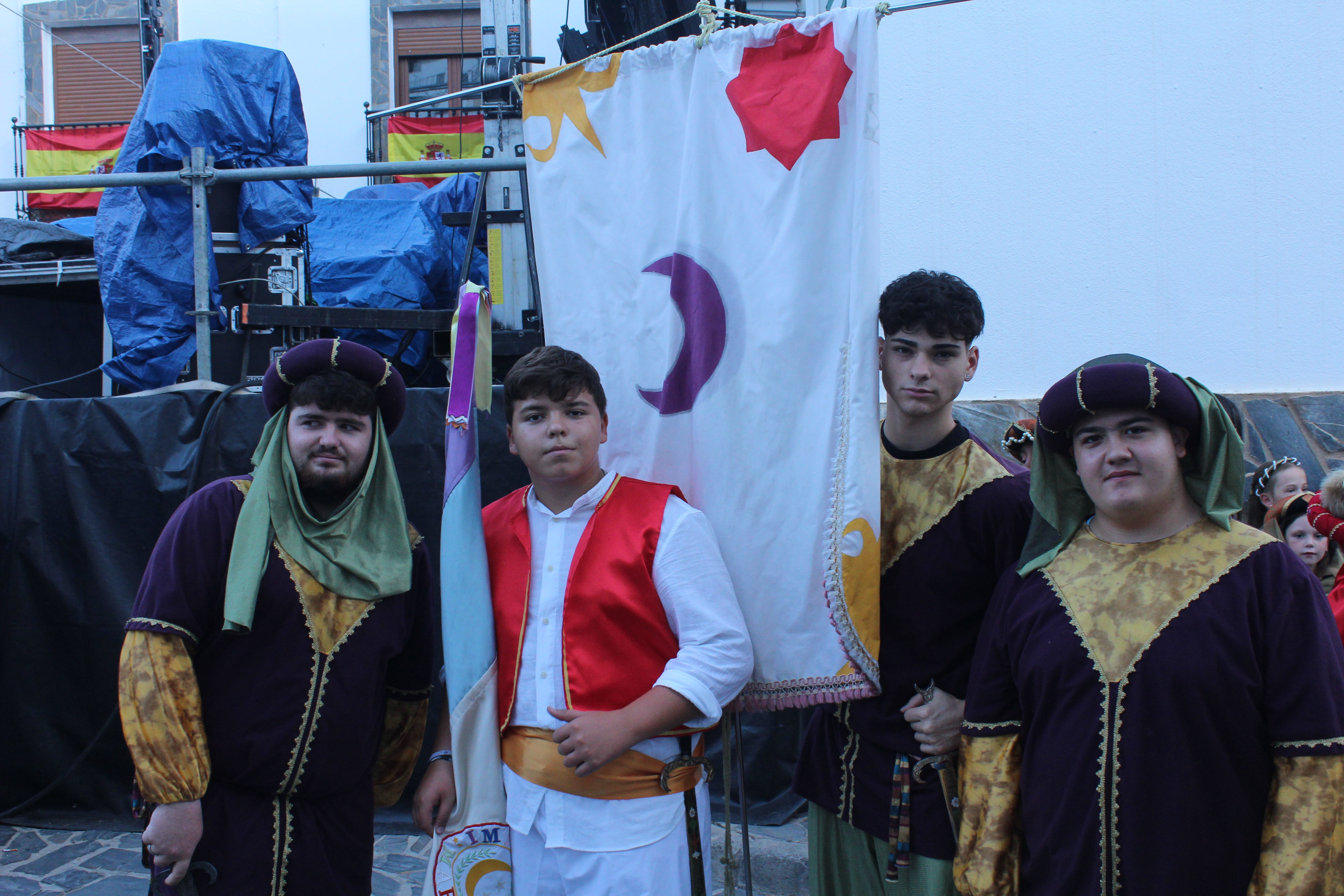 Los Moros y Cristianos de Velefique, en imágenes