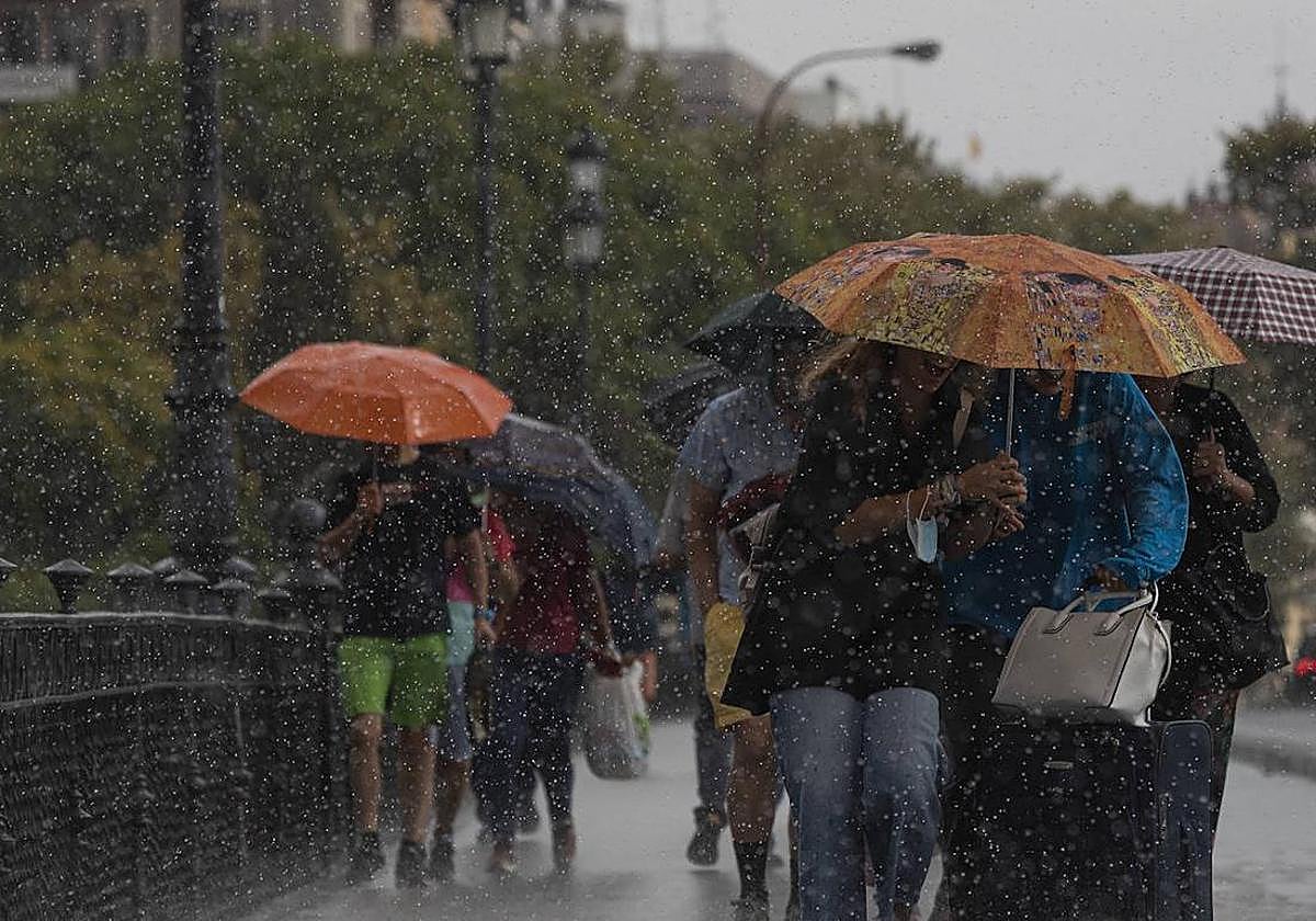 Una vaguada traerá más tormentas a Andalucía con «lluvias fuertes» y granizo.