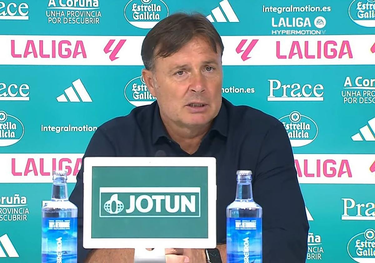 El entrenador del Racing de Ferrol, Cristóbal Parralo, comparece en rueda de prensa tras el partido.