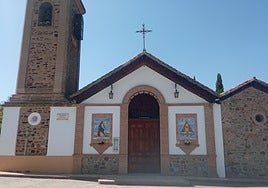 Fachada de la iglesia de la Inmaculada Concepción de El Centenillo