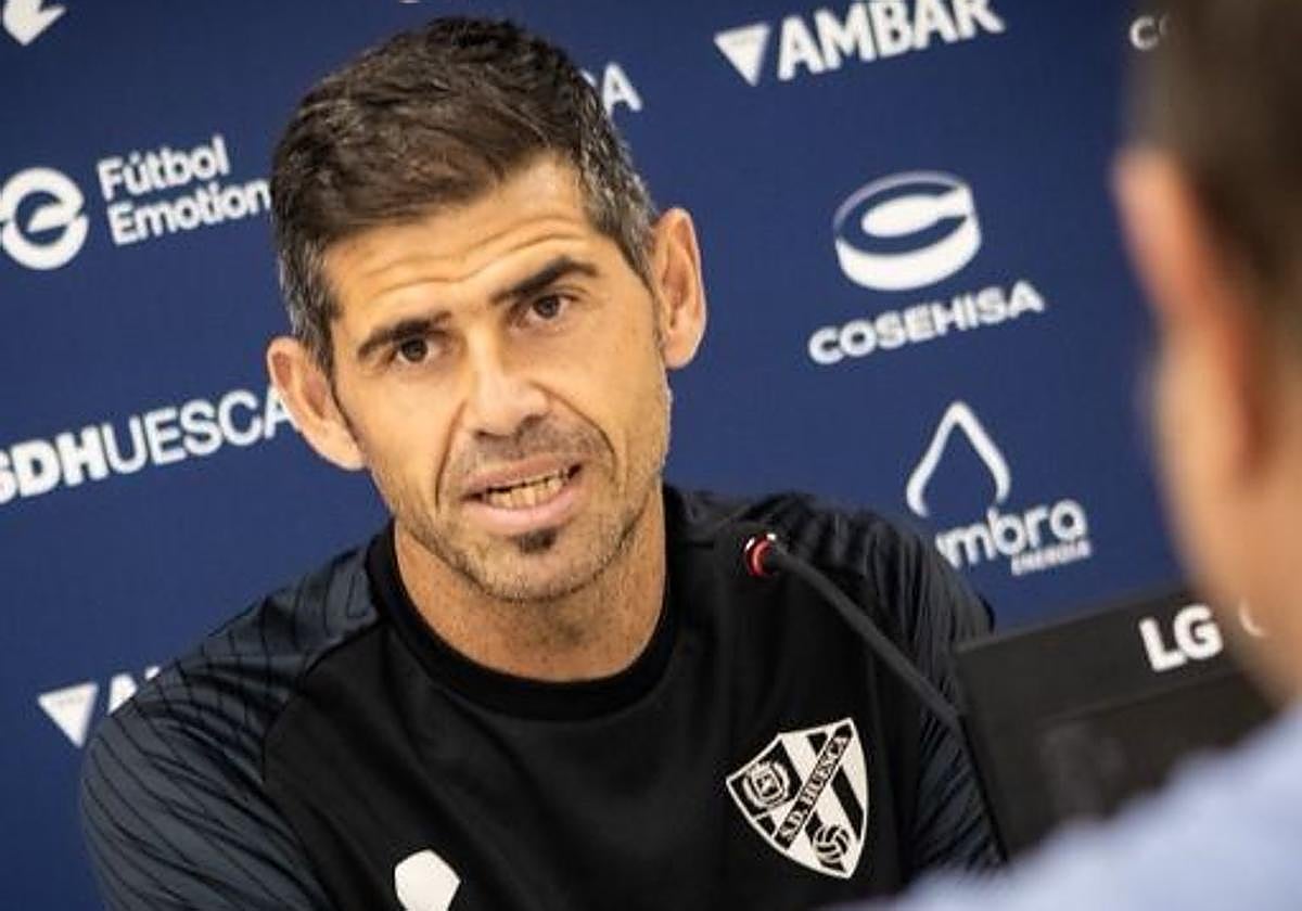 El entrenador Antonio Hidalgo comparece en sala de prensa.