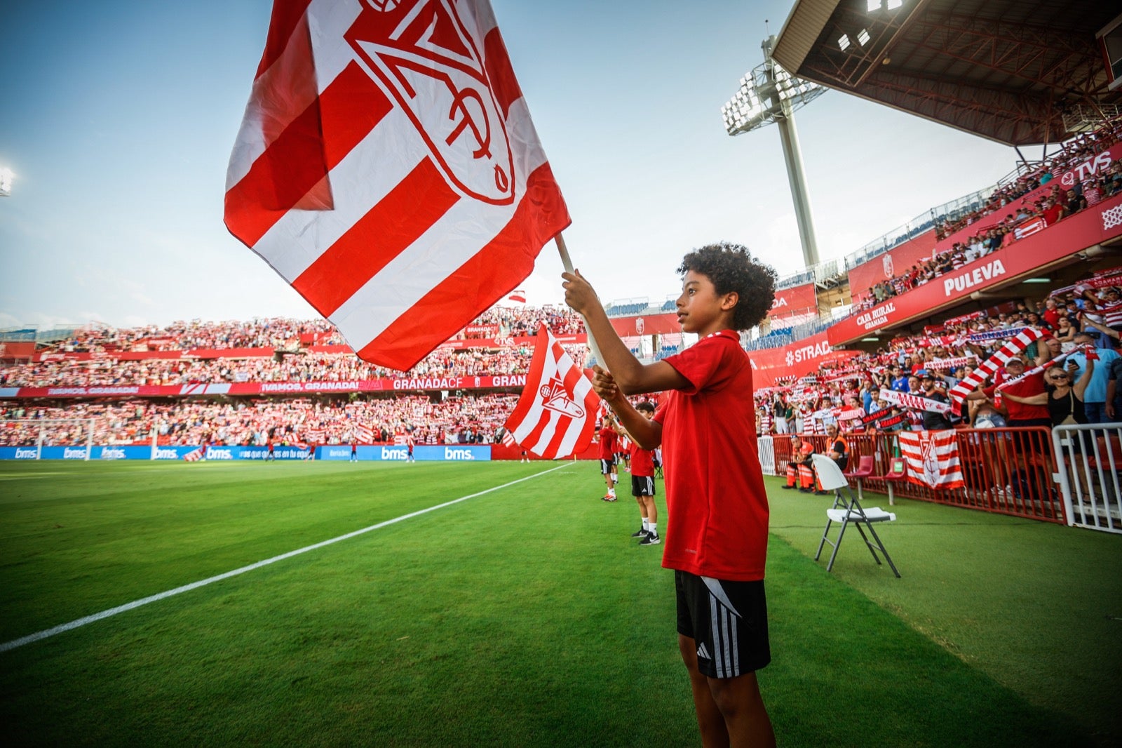 Las mejores imágenes del partido entre Granada y Huesca