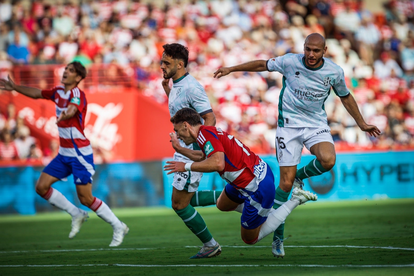 Las mejores imágenes del partido entre Granada y Huesca