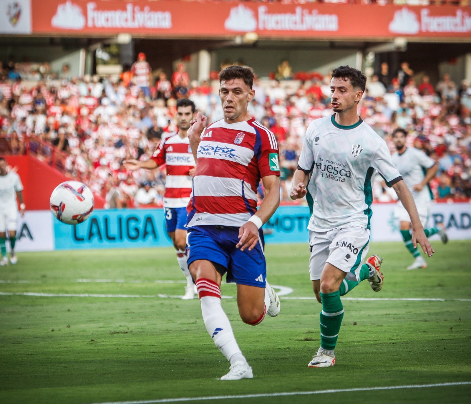 Las mejores imágenes del partido entre Granada y Huesca