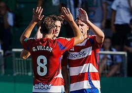 Gonzalo Villar e Ignasi Miquel celebran la victoria en Ferrol.