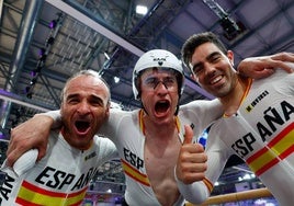 Alfonso Cabello, Pablo Jaramillo y Ricardo Ten, exultante tras entrar en la final.