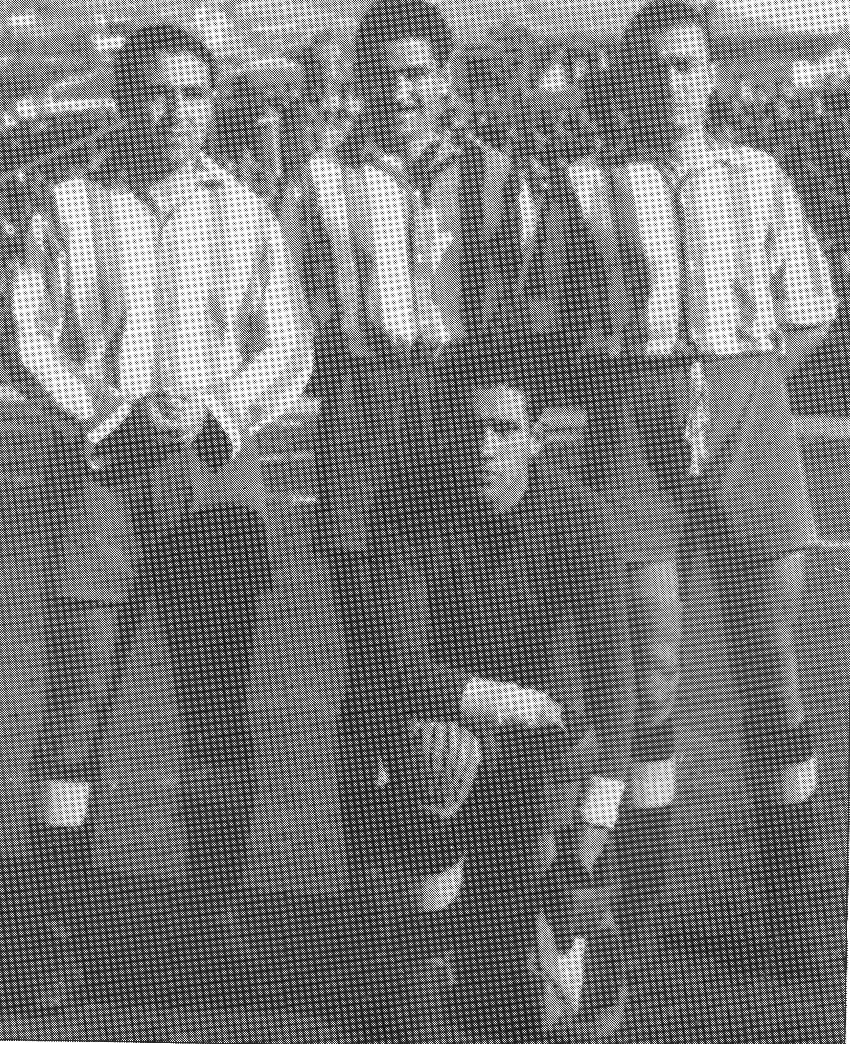 Debut de Candi en la portería del Granada. Fue el 12 de septiembre de 1948 y ganaron los granadinos al Castellón por 1-0. En la imagen junto a Millán, Lesmes y Rey