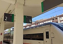 Imagen de archivo de un tren, en la estación de la capital.