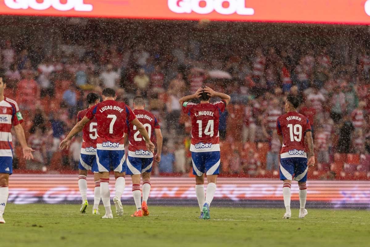 Las mejores imágenes del Granada CF - Deportivo de la Coruña