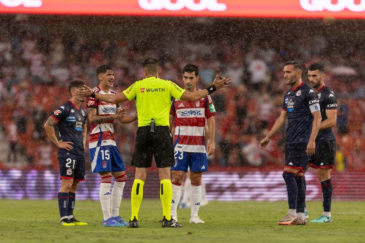 Las mejores imágenes del Granada CF - Deportivo de la Coruña