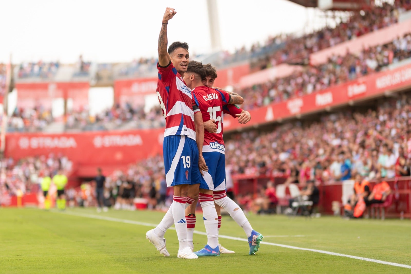 Las mejores imágenes del Granada CF - Deportivo de la Coruña