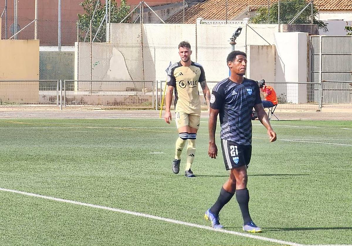 Un momento del partido del Linares Deportivo.