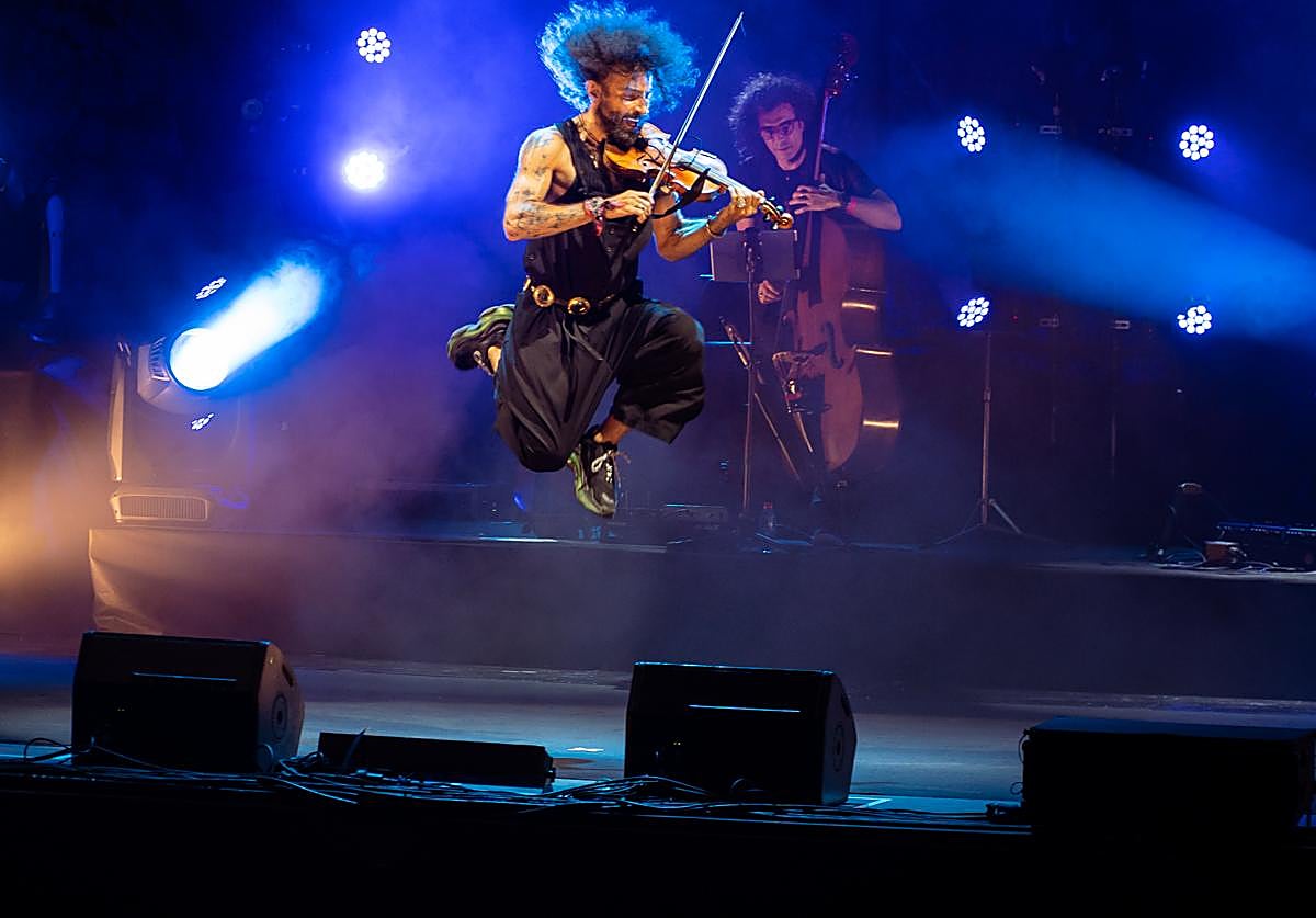 Ara Mailikian en un concierto