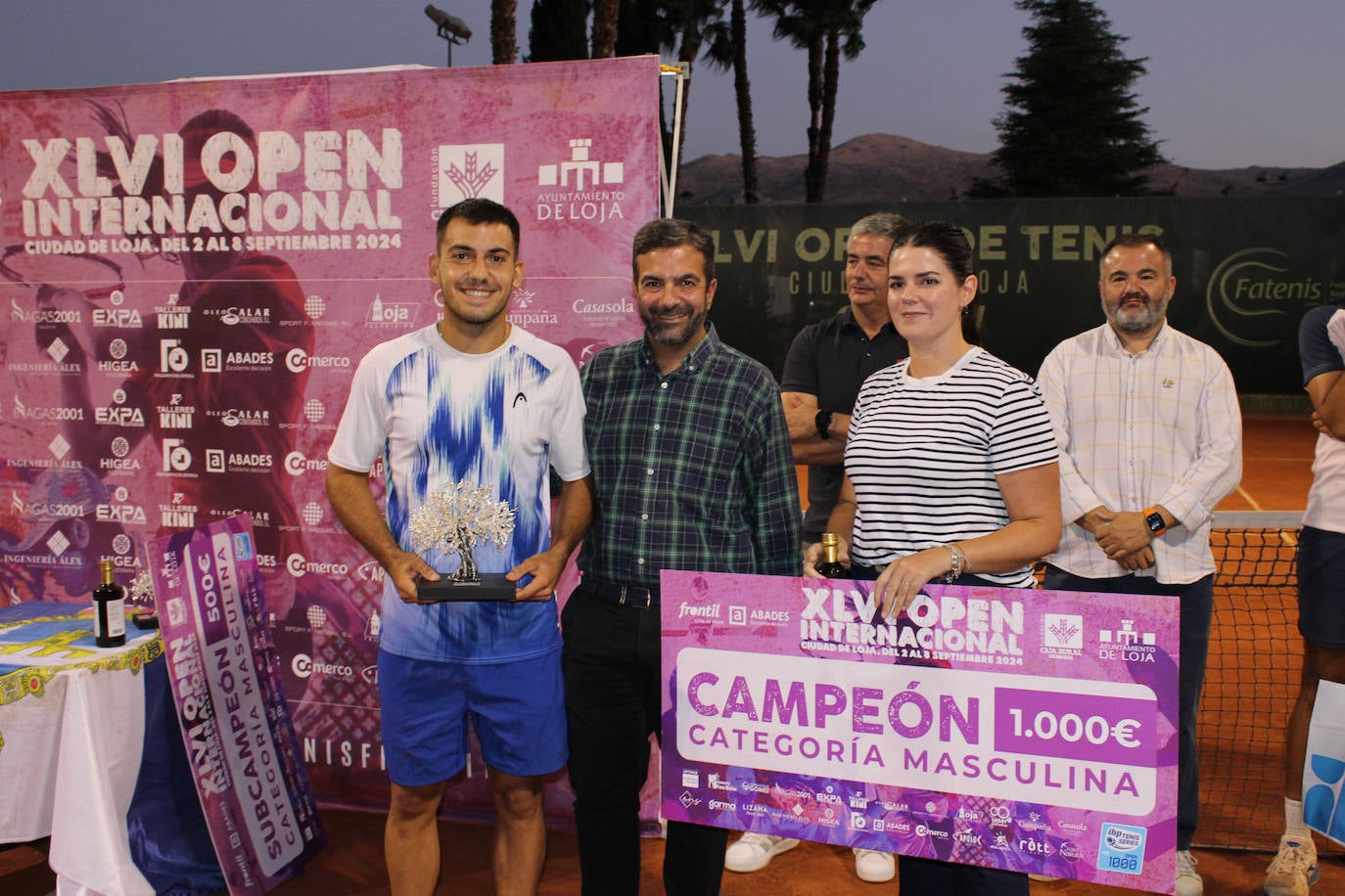Javi Molino, ganador de la categoría masculina del torneo lojeño.