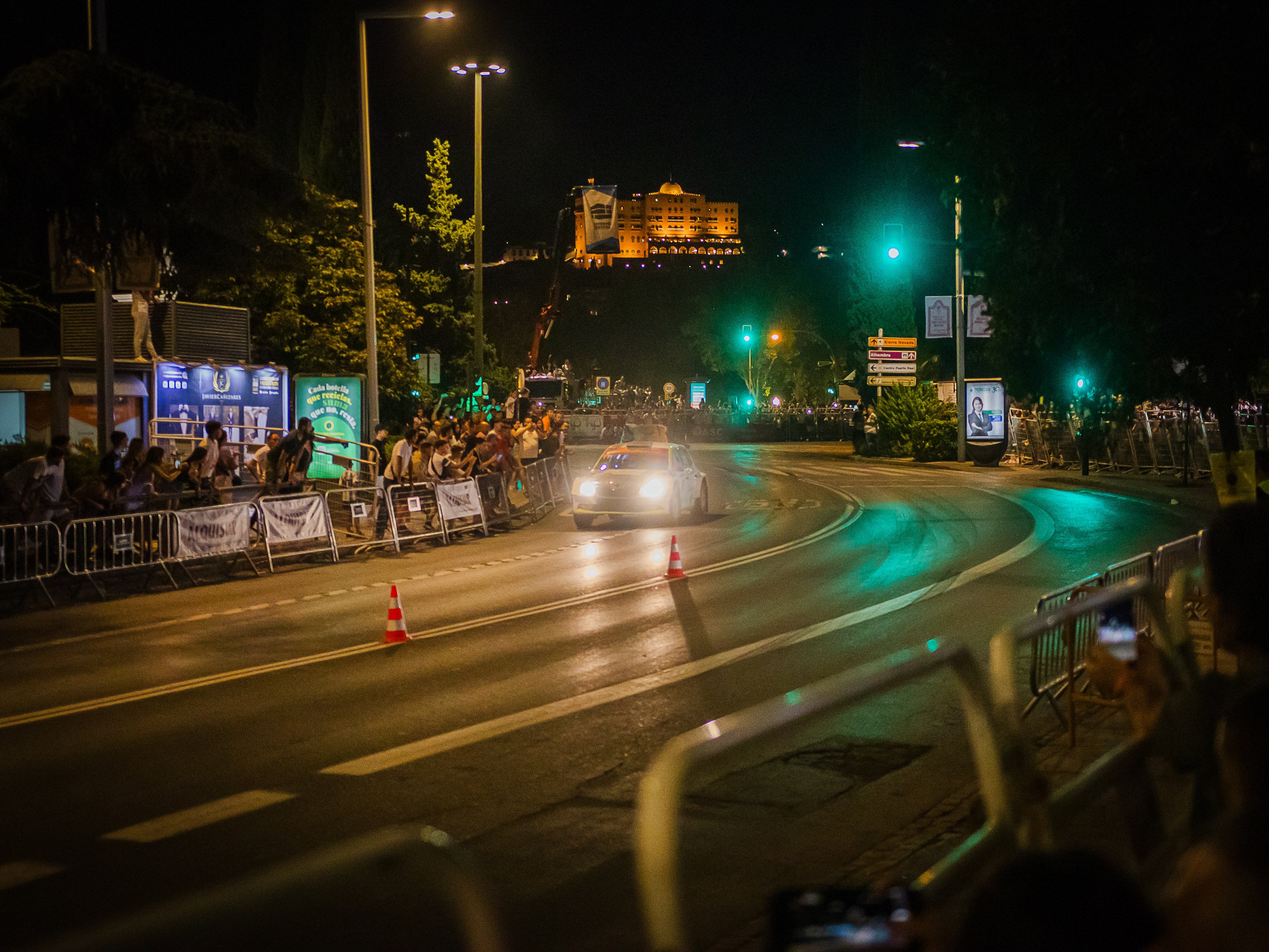Las imágenes del Rally que encadila a Granada