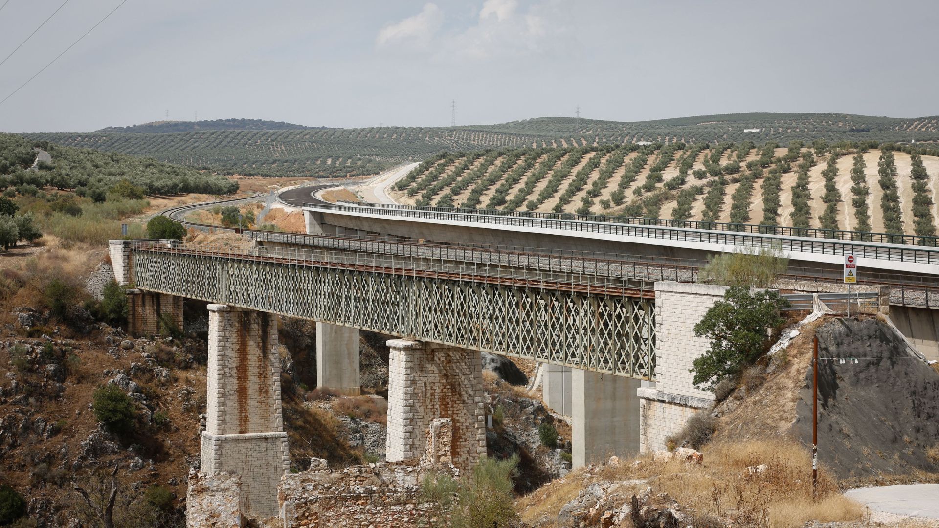 Recorrido del AVE desde Antequera a Granada.