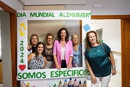 El Centro de Día José Bueno cuida a 66 personas con alzheimer y a sus familiares para «mantener su dignidad como persona»