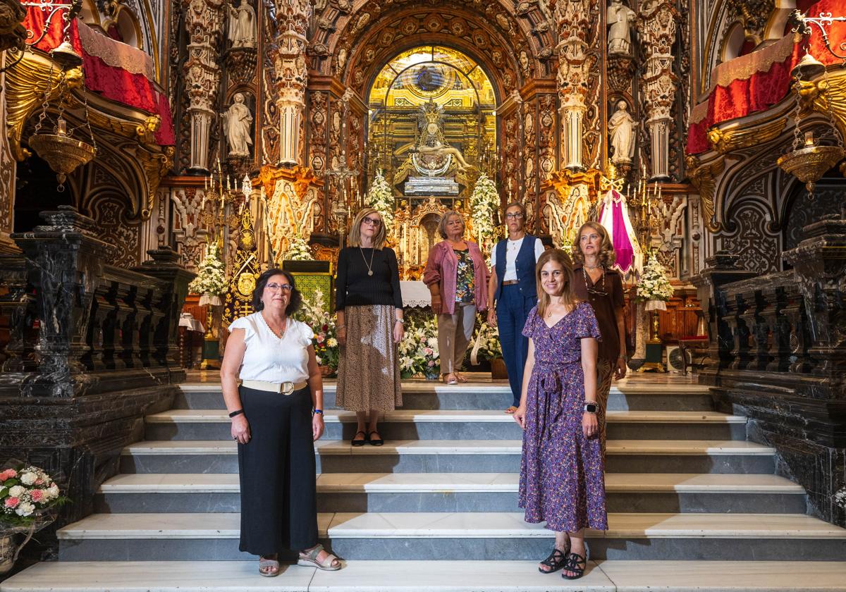 María Angustias Montes, Mari Carmen Rodríguez, Mari Carmen González, Aurora Gómez, Marta Moreno y María Dolores Martínez.