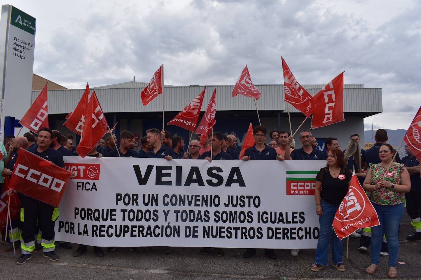 Concentración en la ITV de la Cepa.