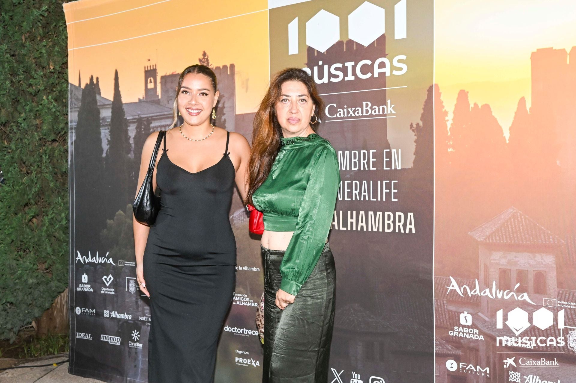 Las mejores imágenes del concierto de María José Llergó en el Generalife