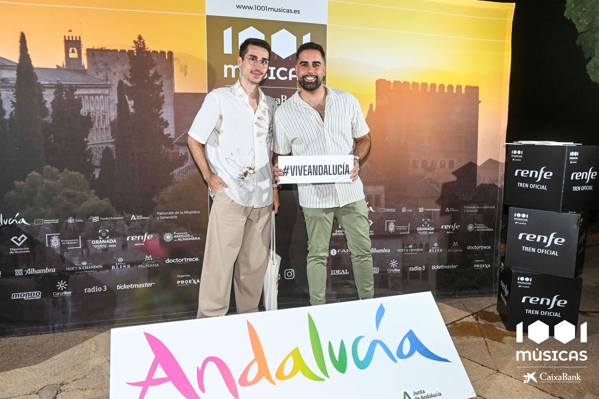 Las mejores imágenes del concierto de María José Llergó en el Generalife