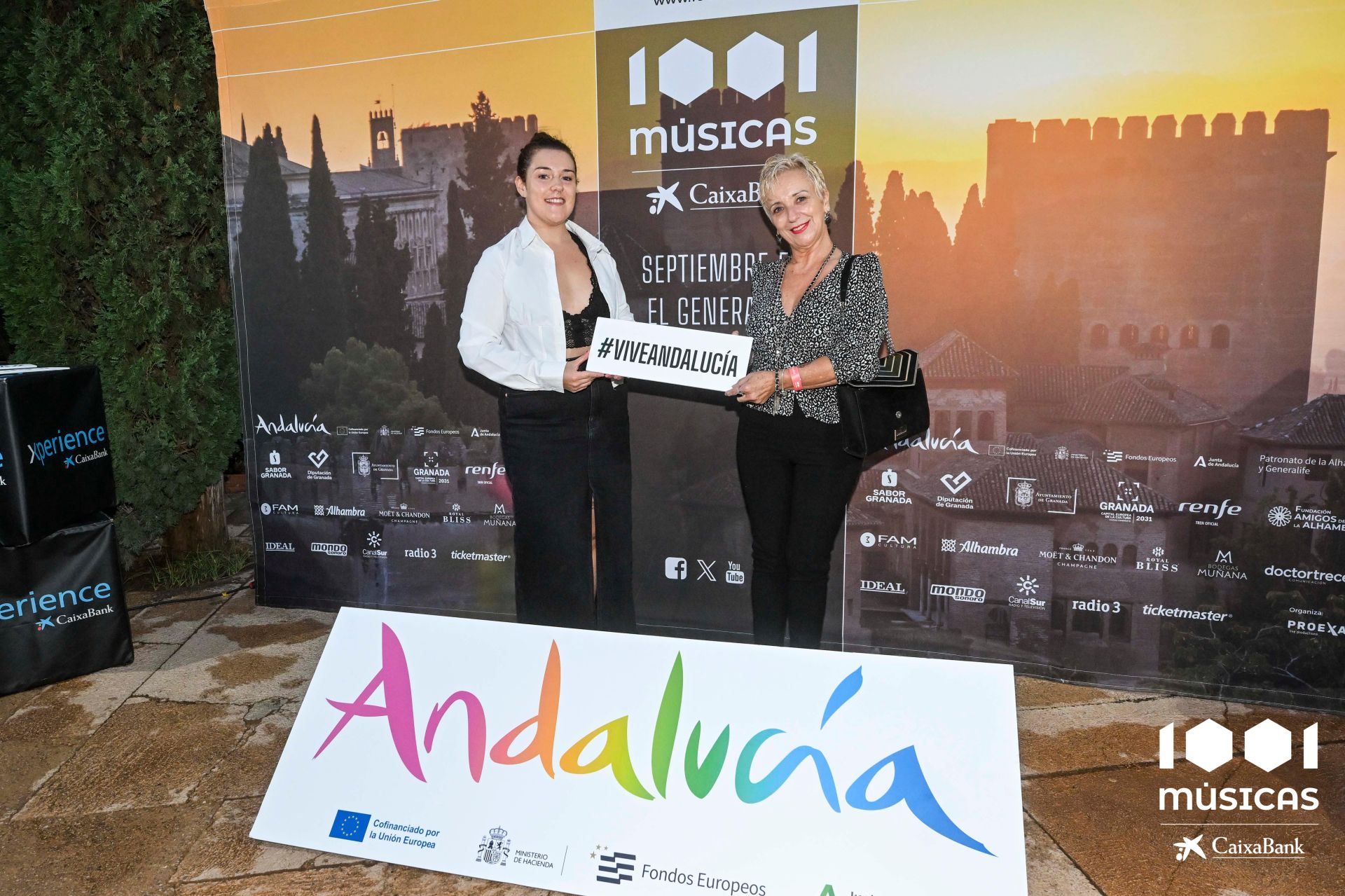 Las mejores imágenes del concierto de María José Llergó en el Generalife