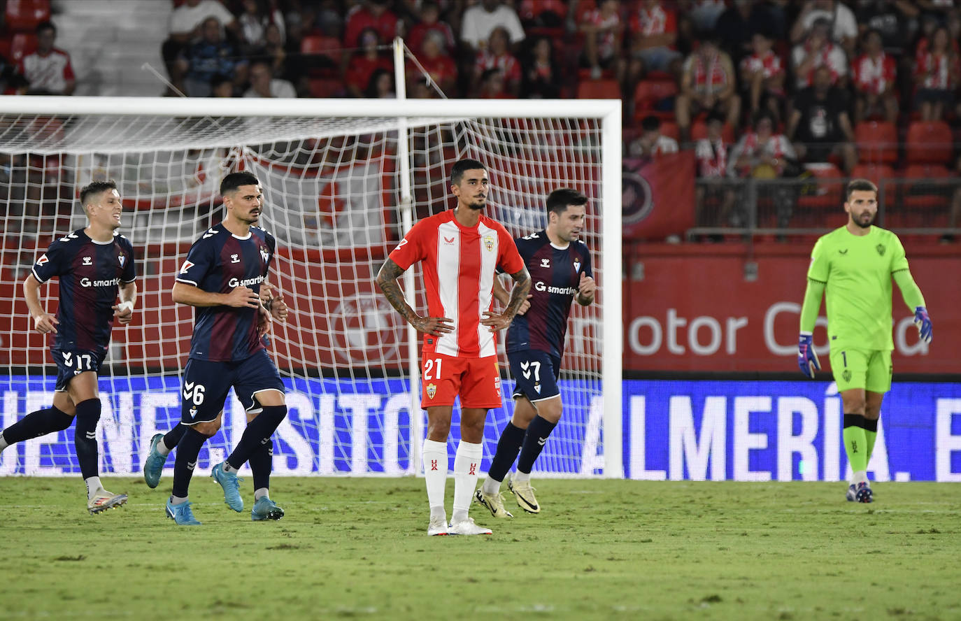 El Almería &#039;resucita&#039; y casi le da la vuelta al marcador