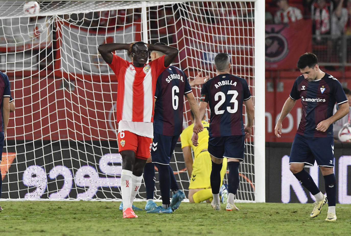 El Almería &#039;resucita&#039; y casi le da la vuelta al marcador