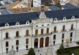 Palacio Provincial, en la plaza de San Francisco de la capital.