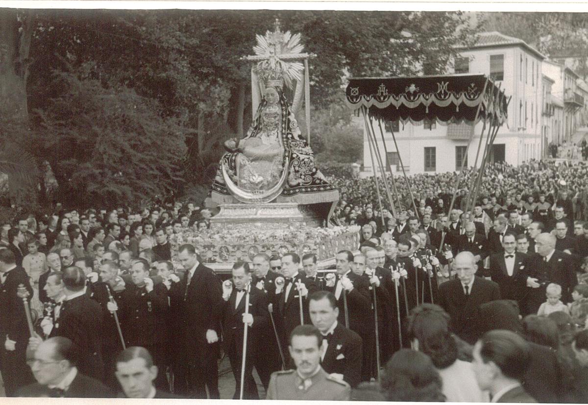 Fotografía de la Patrona tomada en 1945.