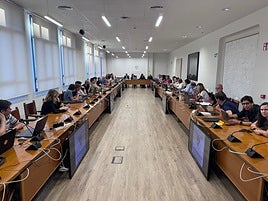 La UGR aprueba la solicitud de verificación del grado en IA y otros siete títulos más