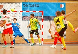 Un disparo en la pasada derrota nazarí ante el Paraíso Jaén.