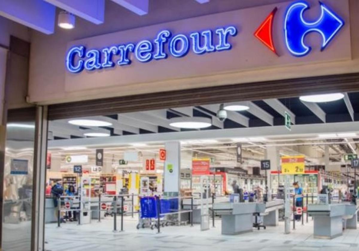 Carrefour vende el mejor limpiador: lo dice la OCU y vale 2,99 euros