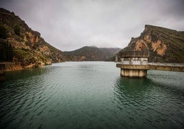 El pantano de Quéntar, en una imagen de archivo.