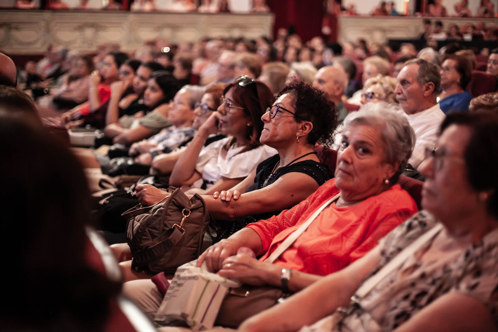 Gala &#039;Hagamos comunidad&#039; de Cruz Roja en el Teatro Cervantes