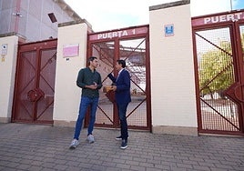 El PSOE denuncia los retrasos en la reforma del Palacio de Deportes