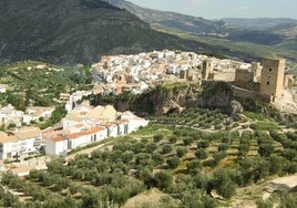 Panorámica del municipio de Huesa.