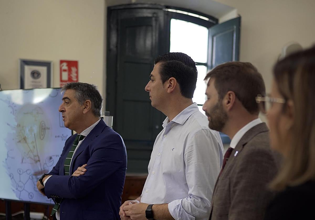 La Junta finaliza en Níjar la recogida de aportaciones al plan andaluz para erradicar el chabolismo