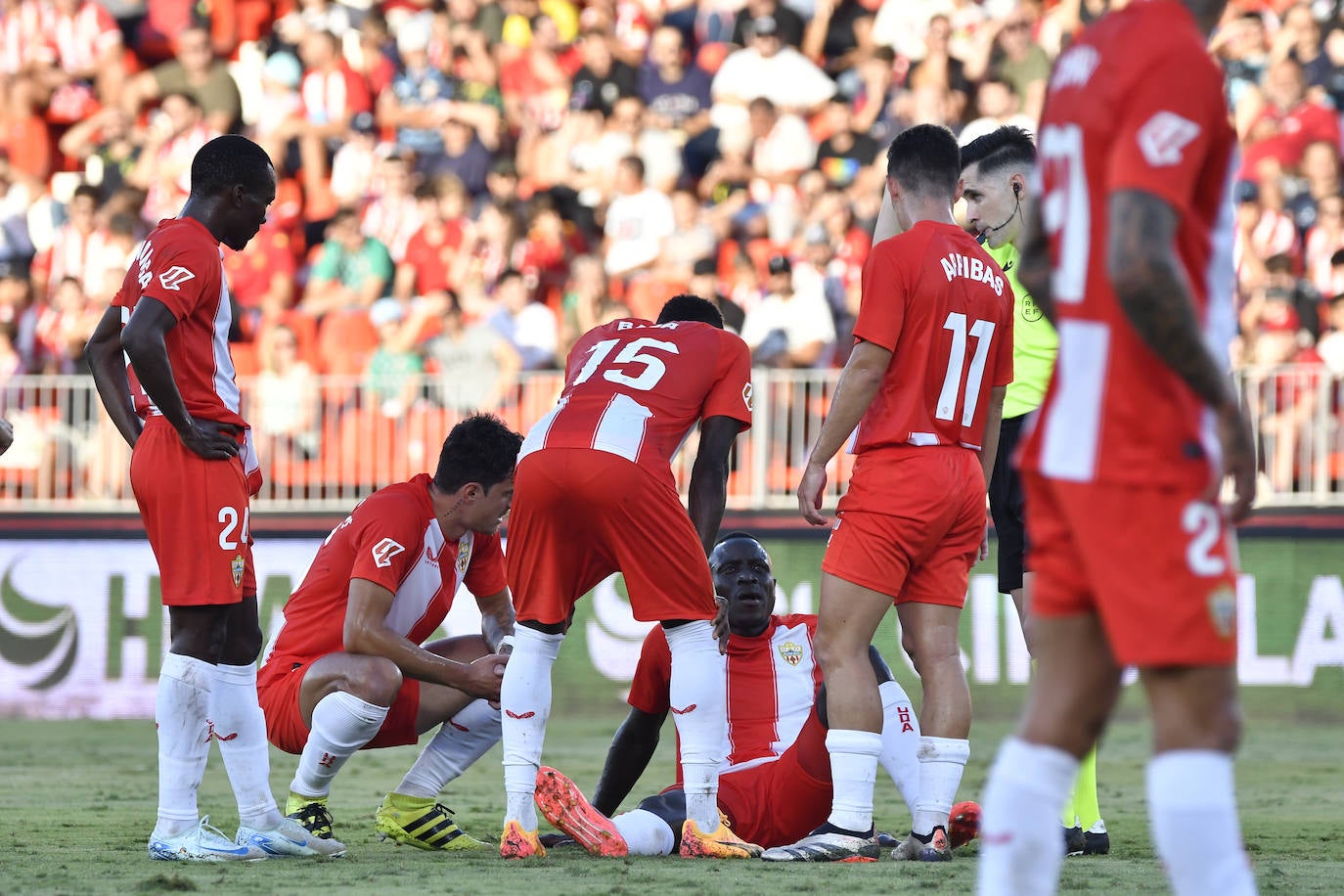 El Almería aprende la lección a tiempo