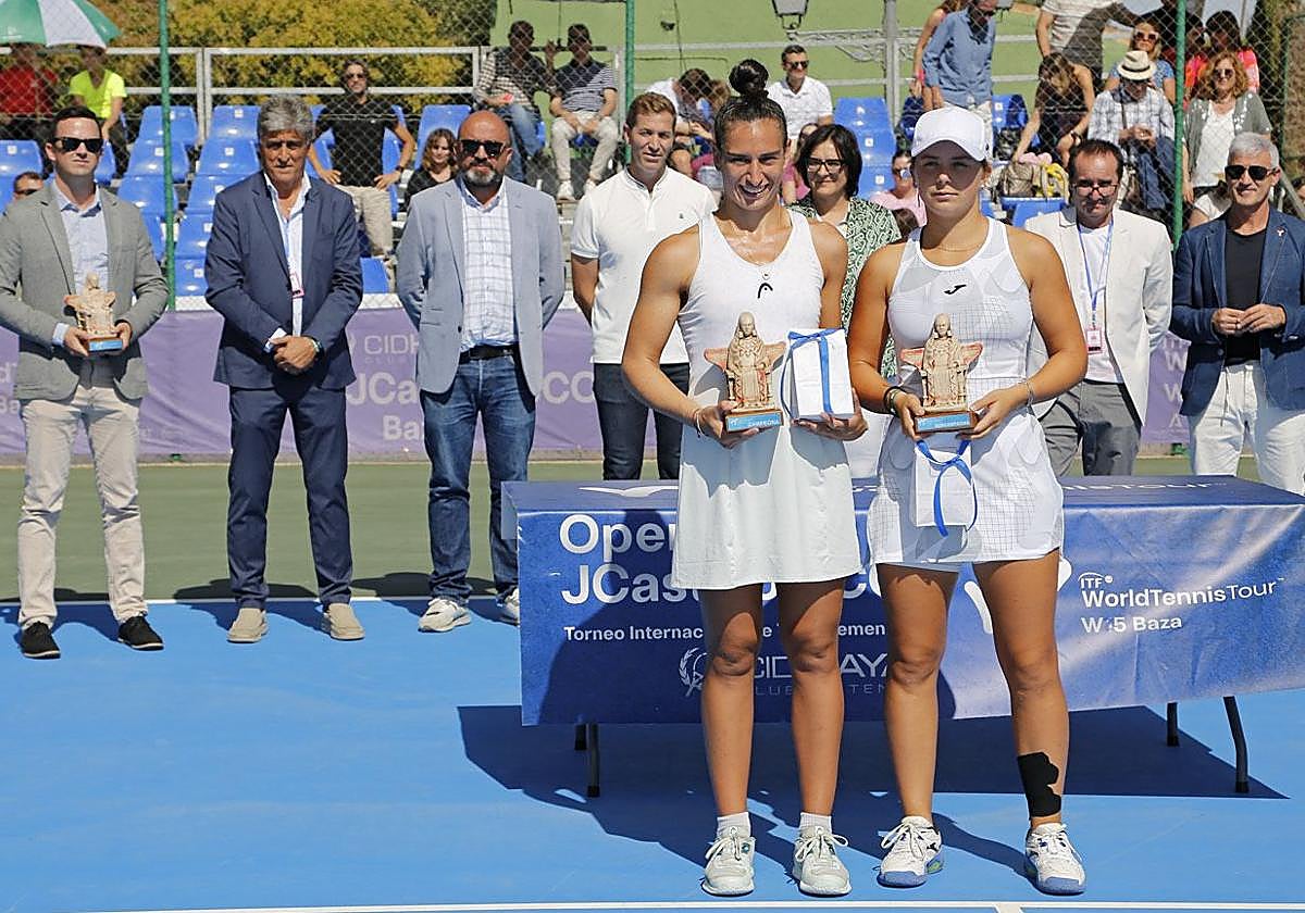 Entrega de premios a la conclusión de la final.
