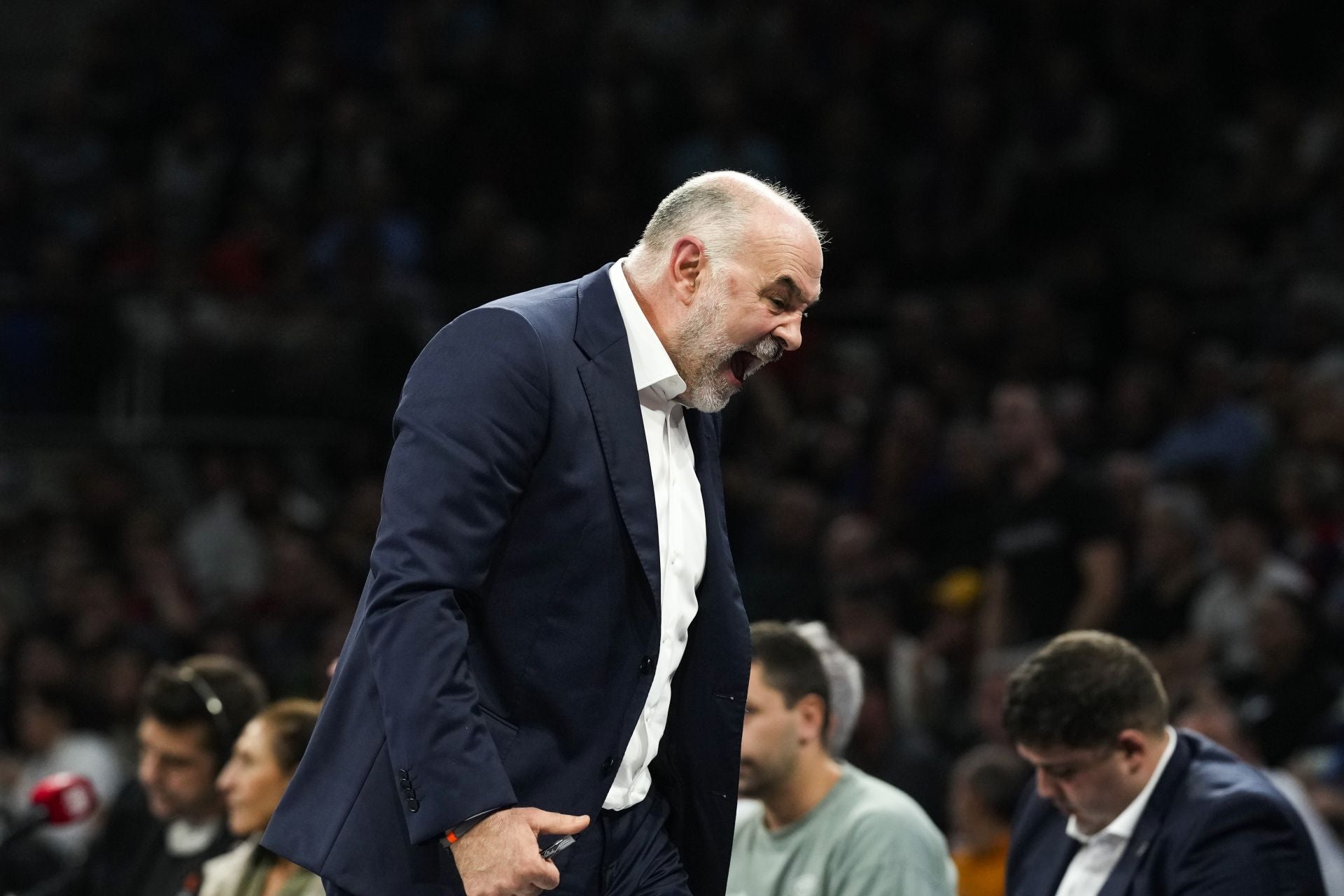 Pablo Laso no consigue que el Baskonia arranque.