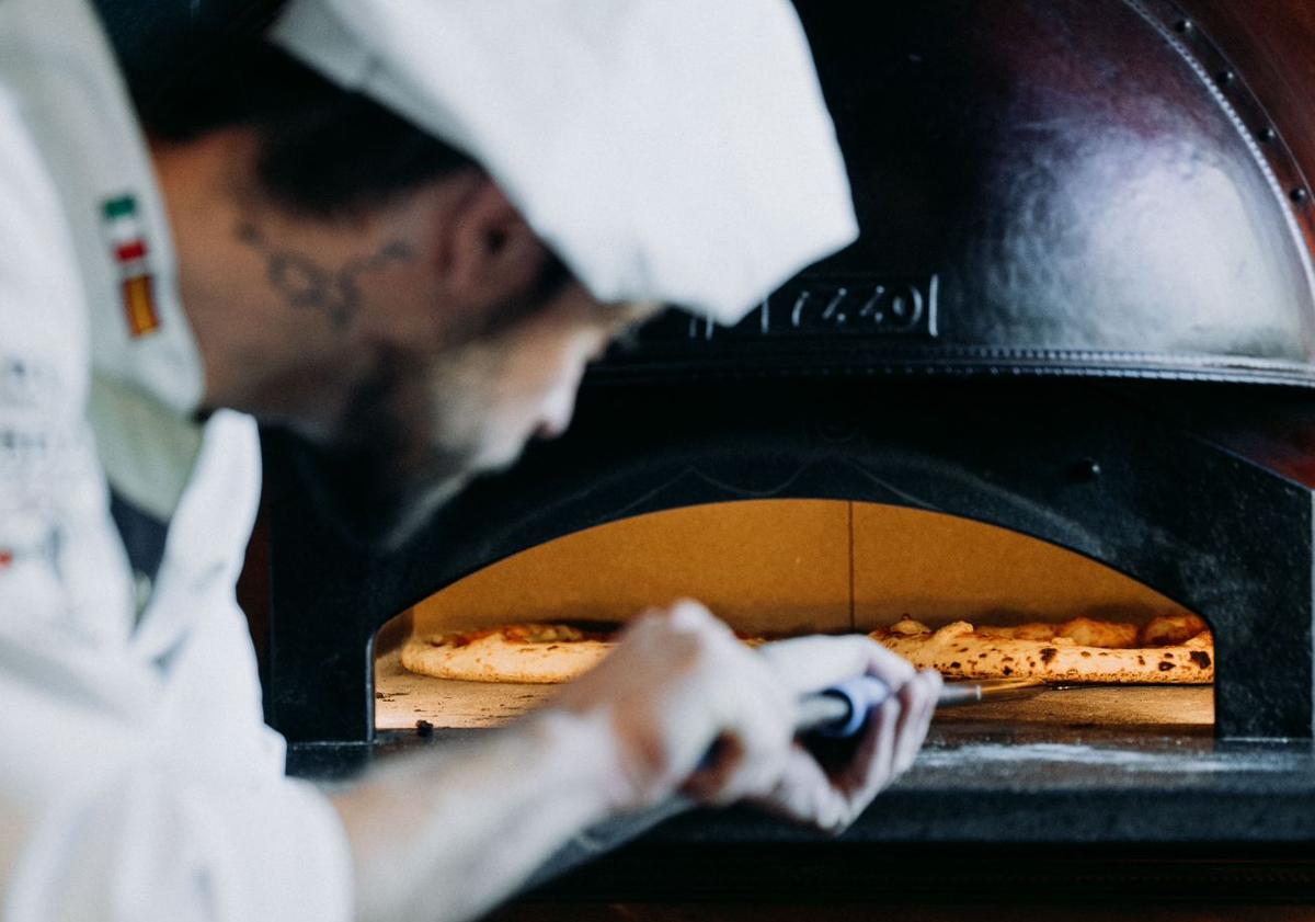 Imagen principal - El restaurante italiano «auténtico» donde comen los famosos en Granada