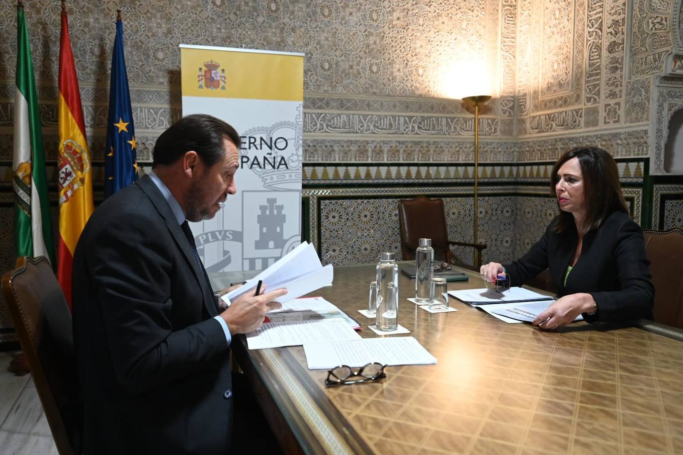 Óscar Puentes en la reunión de Rocío Díaz.