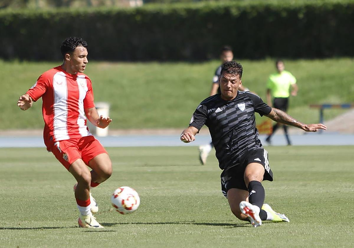 Valen está llamado a ser titular en la cita de hoy en un campo complicado.