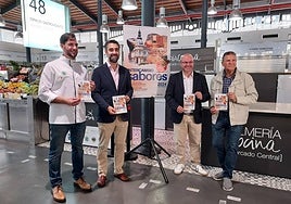 Presentación de la actividad gastronómica en el Mercado Central de Almería.