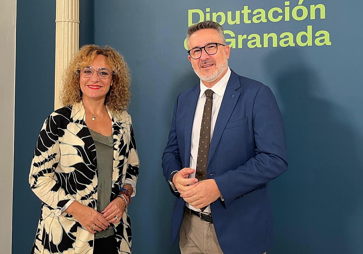 La vicepresidenta de la institución y diputada de Turismo, Marta Nievas, y el diputado de Desarrollo, Antonio Díaz.